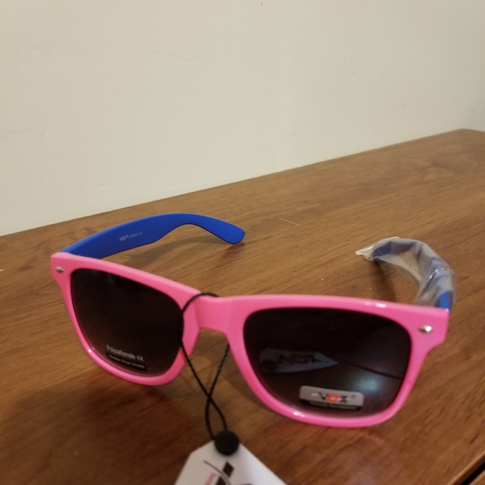 Vintage 80s Retro Style Classic Pink Blue Sunglasses UV400 Black Tint